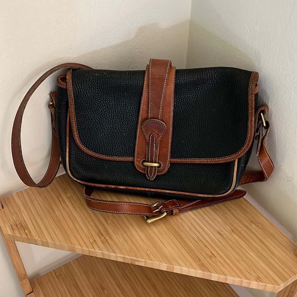 Navy and brown vintage Dooney & Bourke bag